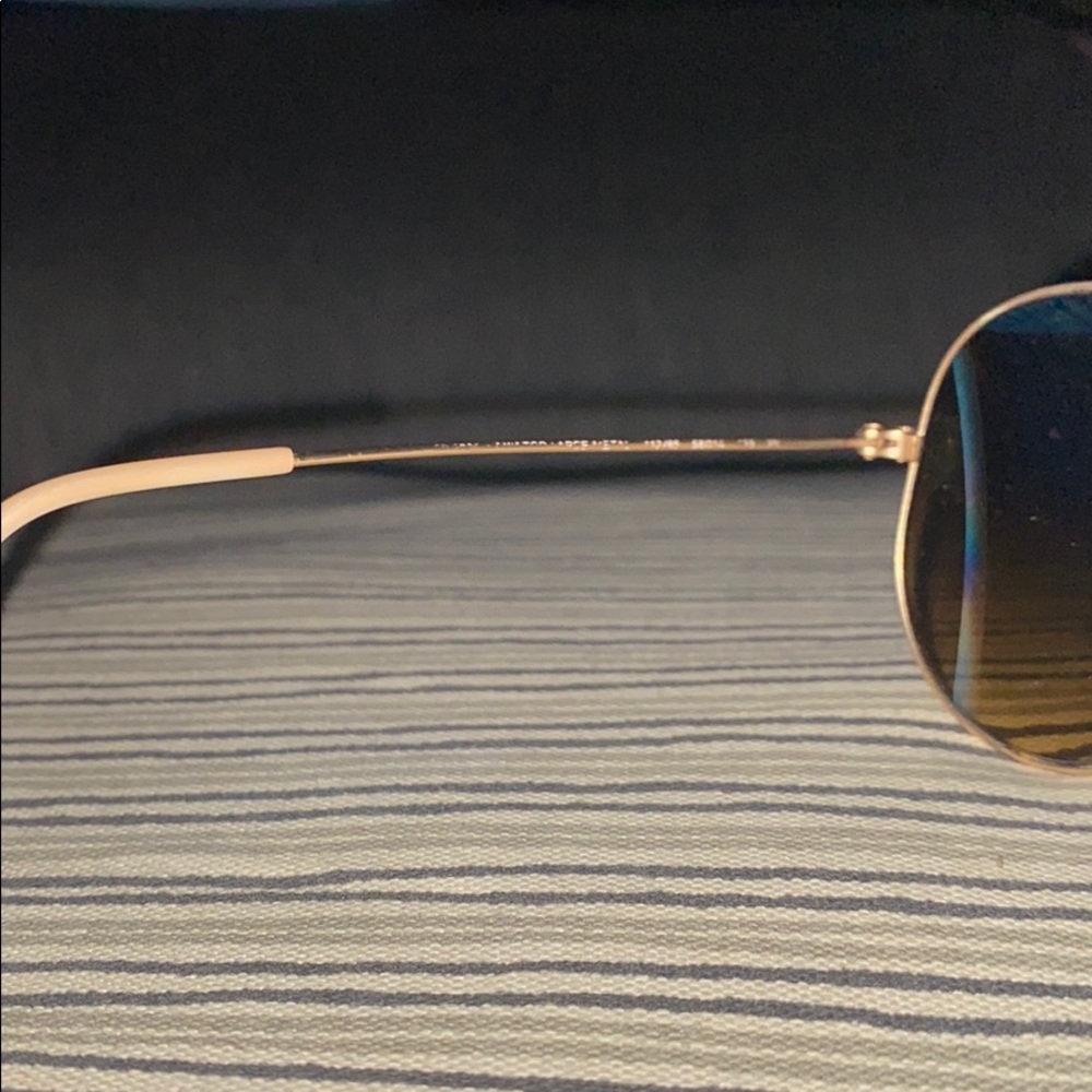Authentic- Ray-Ban Aviators - Picture 4 of 4